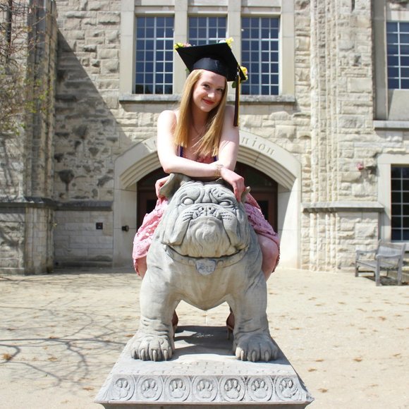 Meet your Posher, Kassi - Picture 1 of 1